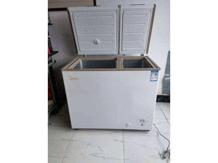 美的(Midea)202升 家用冰柜 双顶开双温柜 一级能效 省电低音卧式冰箱BCD-202DKM(E)