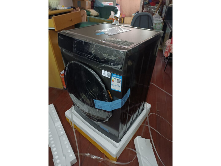 小天鹅(LittleSwan)纯净系列 10公斤变频滚筒洗衣机全自动 智能家电 健康除螨洗 BLDC变频TG100VT096WDG-Y1T
